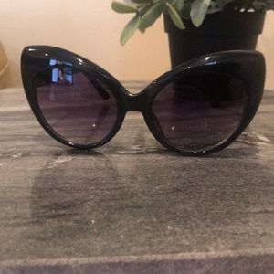 UNIF Moodys sunglasses